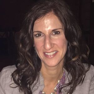 Meet your Posher, Elisa